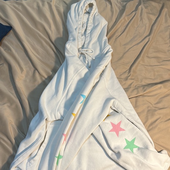 Tyler The Creator Tour Sweater - Picture 2 of 3